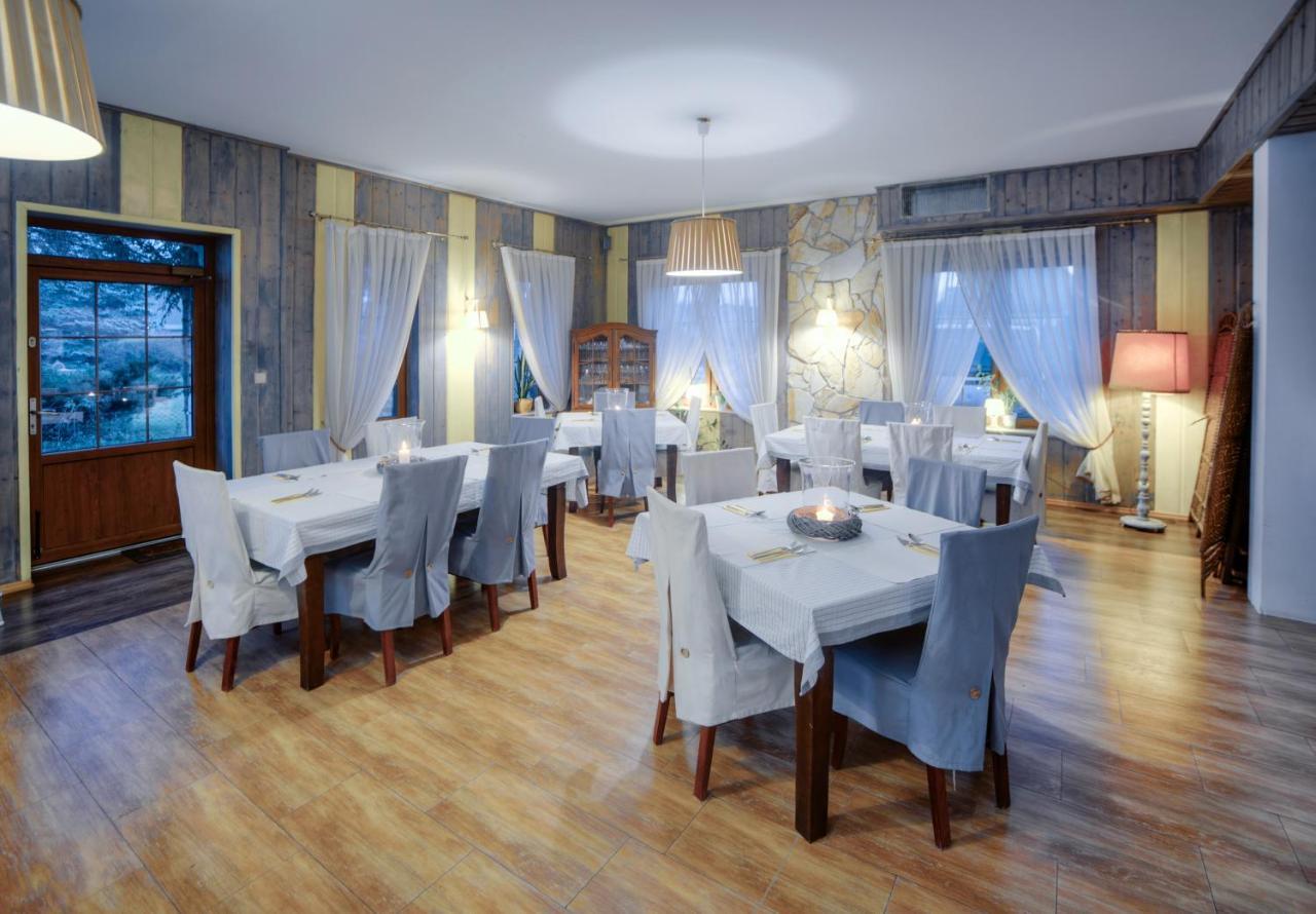 Restauracja Sidlo Bed and Breakfast Żukowo Eksteriør billede